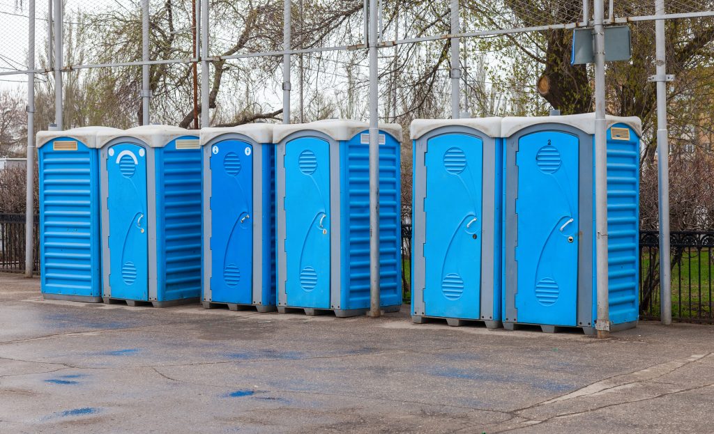 How Much Does It Cost To Hire Portable Toilets In 2021? Thistle Loos
