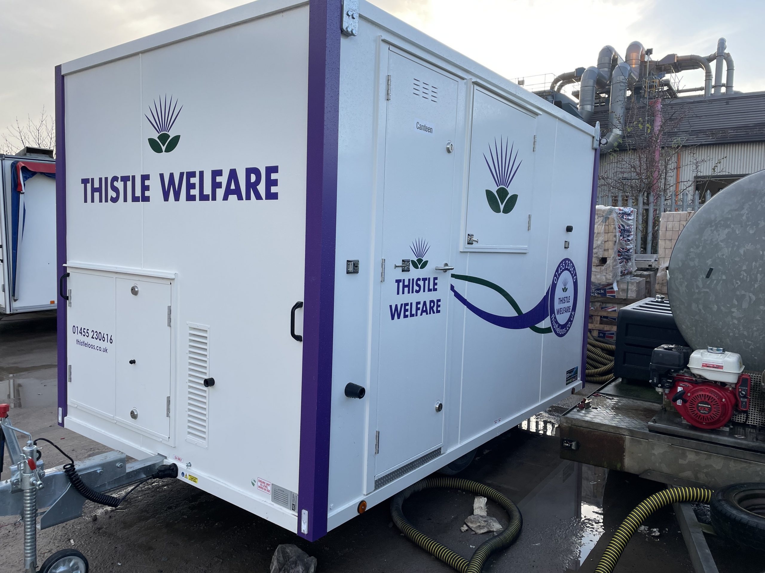 Thistle Loos welfare unit for hire