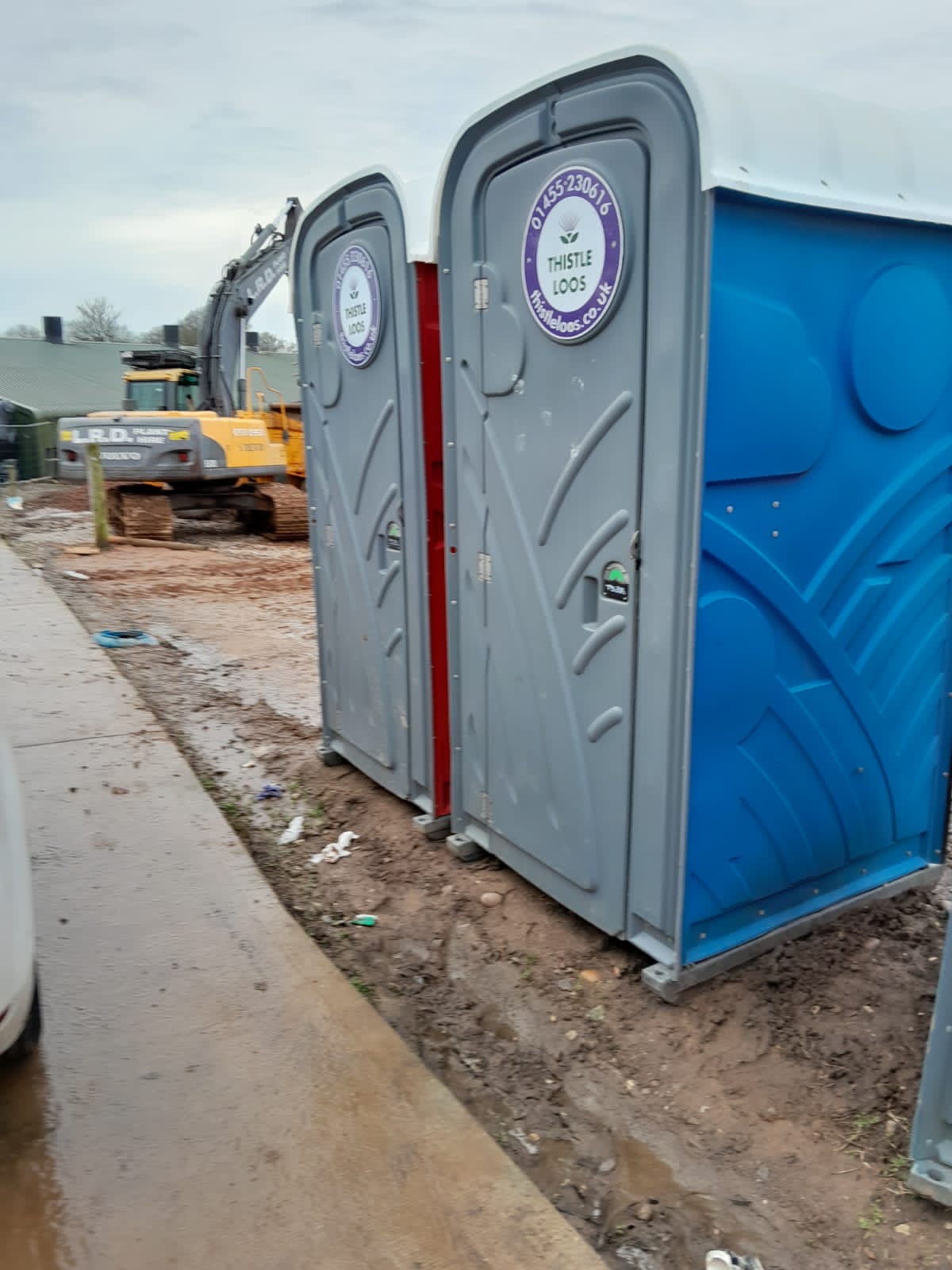 Portable toilet hire for construction site